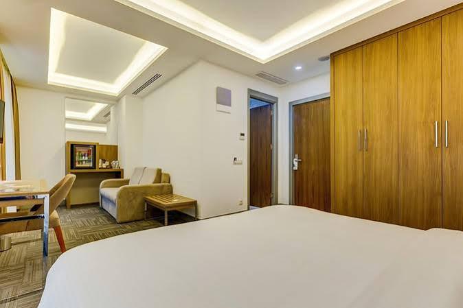 Plus Suit Atasehir Istanbul Exterior photo
